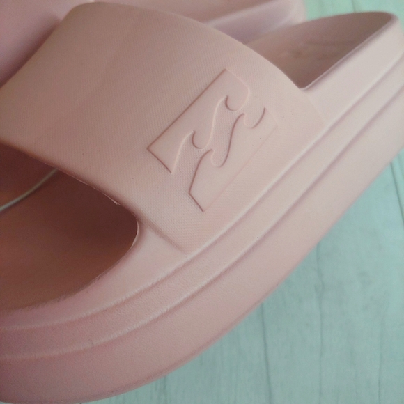 BillABONG NEW Kids Cushion Platform Slides Sandals - Picture 6 of 10